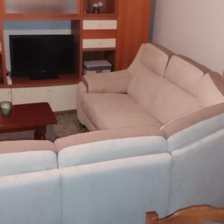 Spacieuse Villa Avec Jardin A Deux Pas Du Centre โอปส์ ภายนอก รูปภาพ