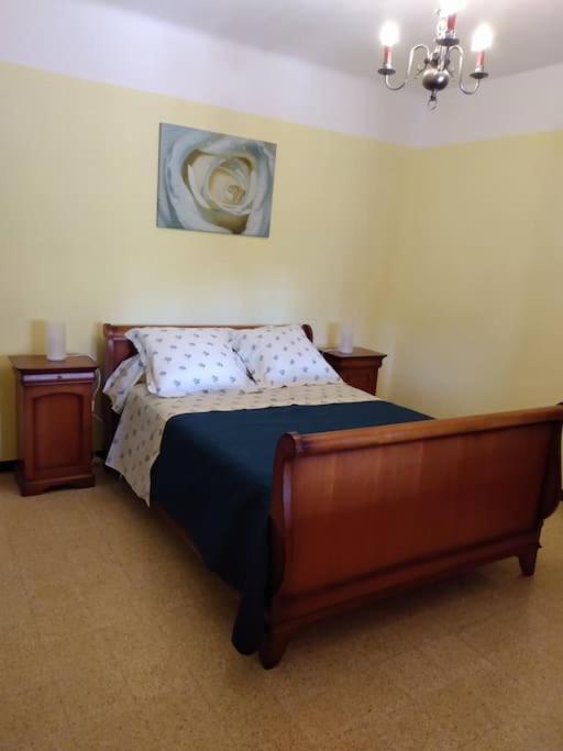Spacieuse Villa Avec Jardin A Deux Pas Du Centre โอปส์ ภายนอก รูปภาพ